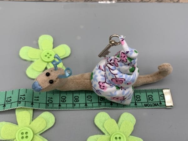 Bärino Schnecke Abigale 11 cm Künstlerbär – Bild 5
