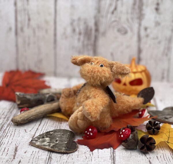 Bärino Drache Travis 10 cm Künstlerbär – Bild 6