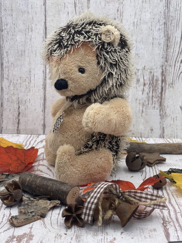 Bärino Igel Selma 18 cm Künstlerbär – Bild 7