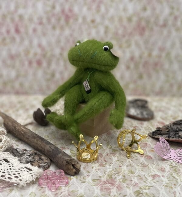 Bärino Frosch Louis 12 cm Künstlerbär – Bild 3