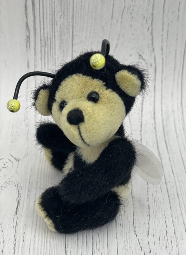 Bärino Biene Beebsy mit Honigtopf 9  cm Künstlerbär – Bild 5