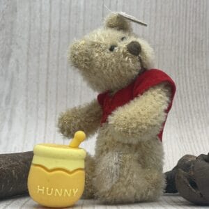 Bärino  Winnie mit Honigtopf 9 cm Künstlerbär