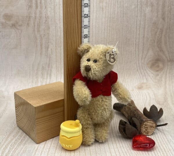 Bärino  Winnie mit Honigtopf 9 cm Künstlerbär – Bild 8