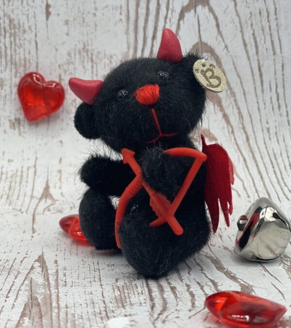 Bärino  Teufelchen Diabolo 9  cm Künstlerbär