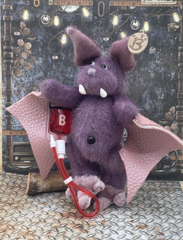 Bärino Fledermaus Merline 14  cm Künstlerbär – Bild 8