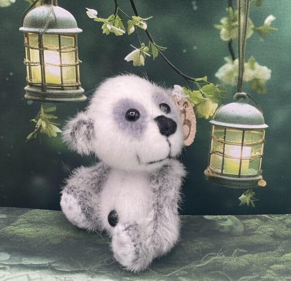 Bärino Pandabär Baby Wang 6 cm Künstlerbär – Bild 3