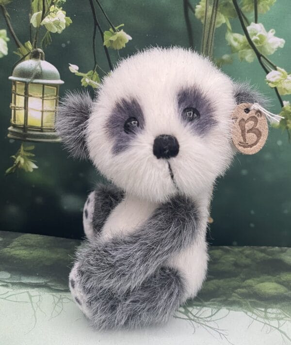 Bärino Panda Benje 9 cm Künstlerbär – Bild 4