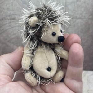 Bärino Igel Ilay 9 cm Künstlerbär