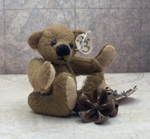 Bärino Bär Louis 8 cm Künstlerbär – Bild 4