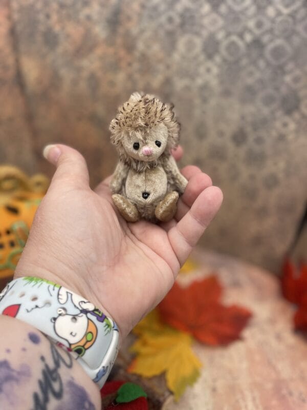 Bärino Igel Irmela 9 cm Künstlerbär – Bild 5