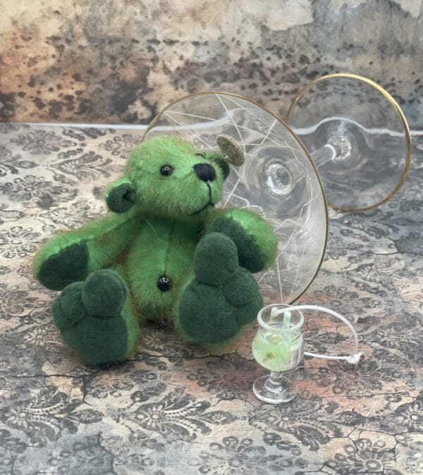 Bärino Bär Absinth 9 cm Künstlerbär – Bild 6