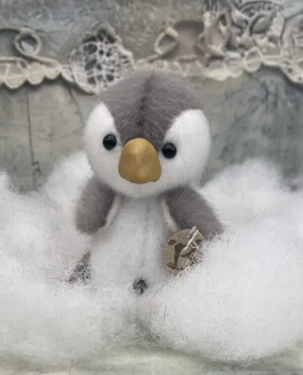 Bärino Pinguin Poppy 7 cm Künstlerbär – Bild 7
