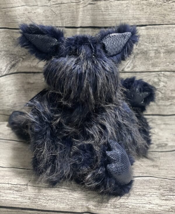 Bärino Drache Stardust 44 cm Künstlerbär – Bild 3