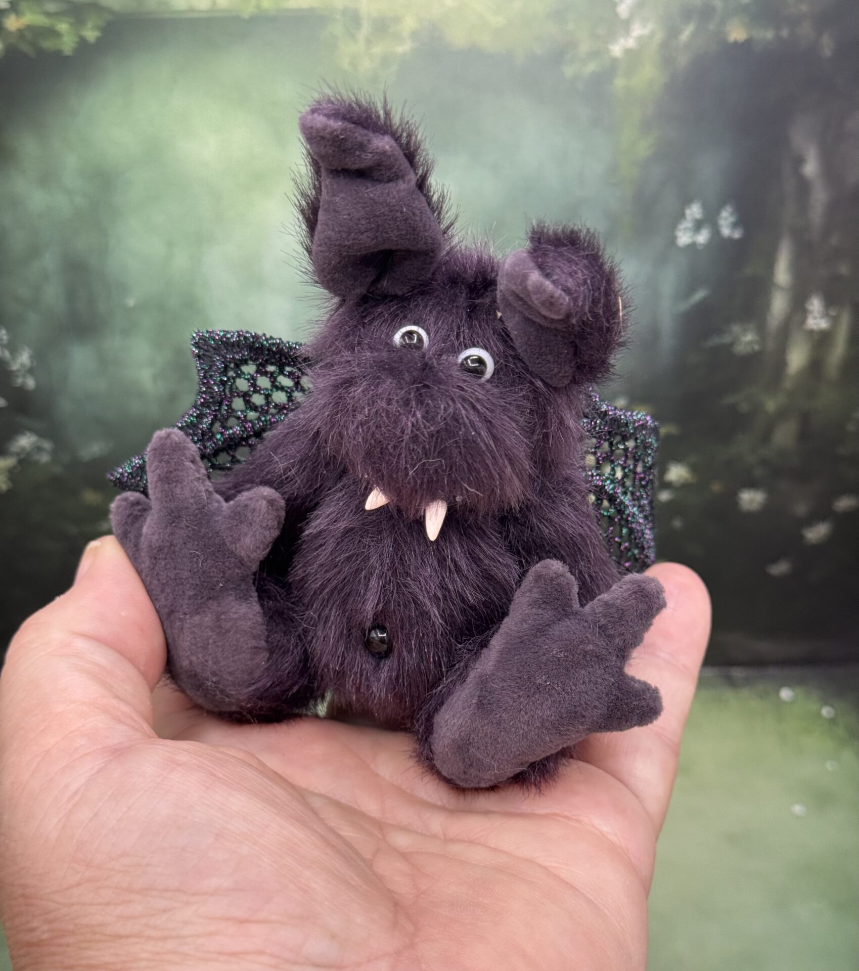 Bärino Fledermaus Nisha 13 cm Künstlerbär – Bild 6
