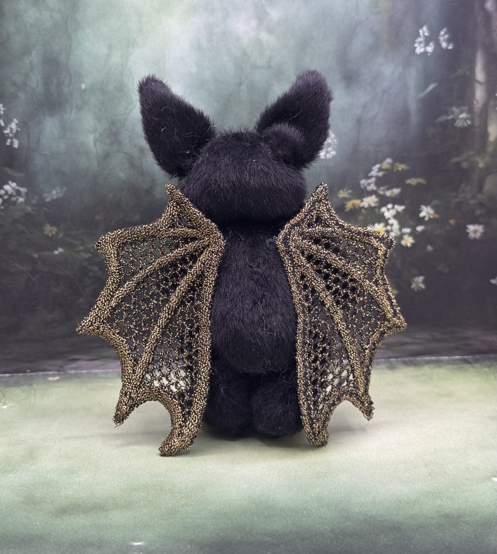 Bärino Fledermaus Lior 13 cm Künstlerbär – Bild 7