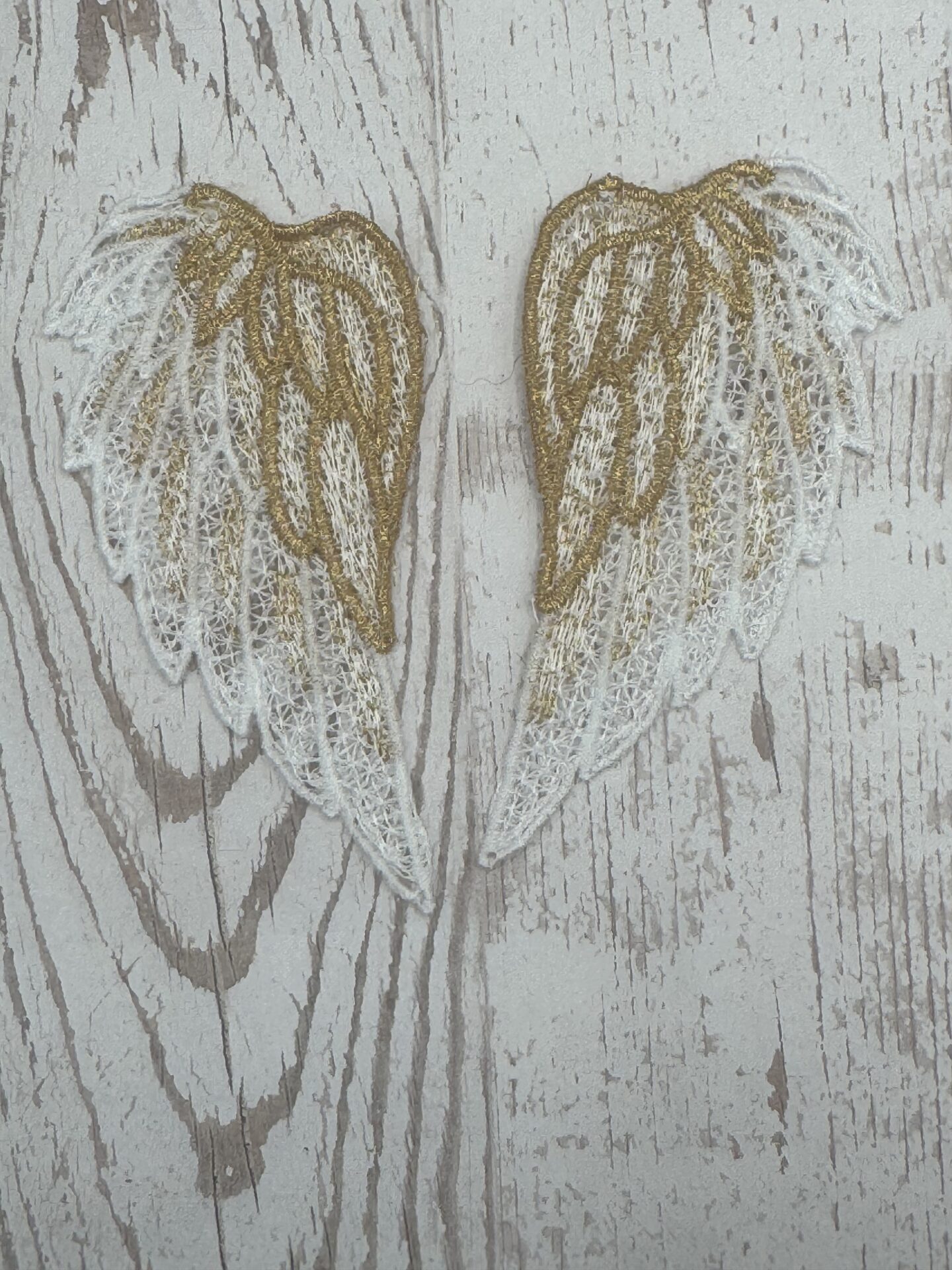 Flügel Weiß / Gold 9 x 4 cm – Bild 3