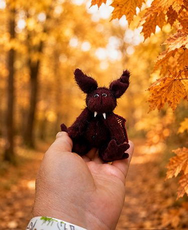 Bärino Fledermaus Baxter 13 cm Künstlerbär – Bild 5