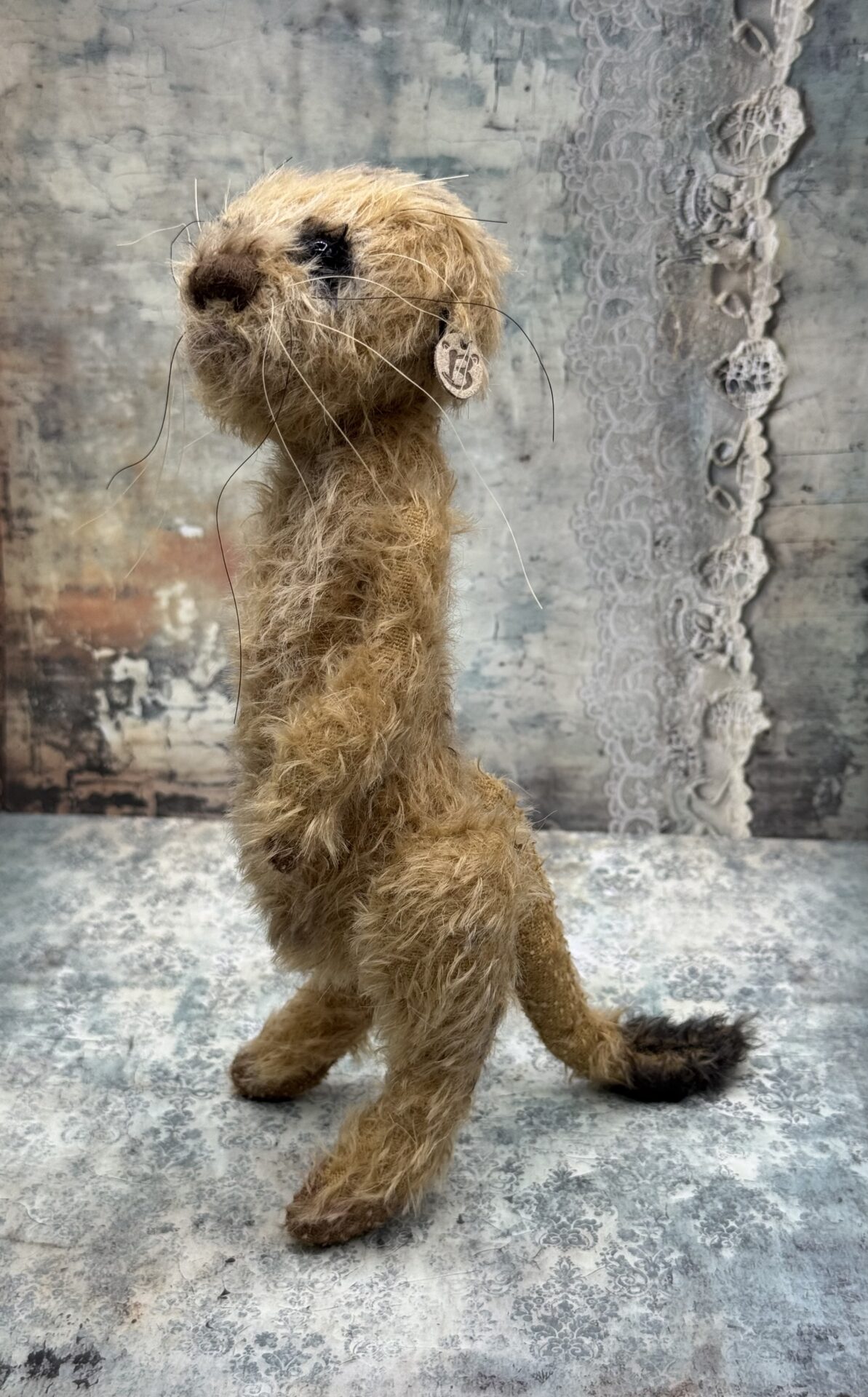 Bärino Erdmännchen Kalle 24 cm Künstlerbär – Bild 4